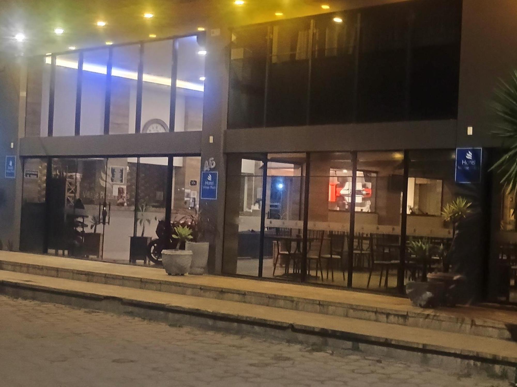 Village Plaza Hotel Barbacena Dış mekan fotoğraf
